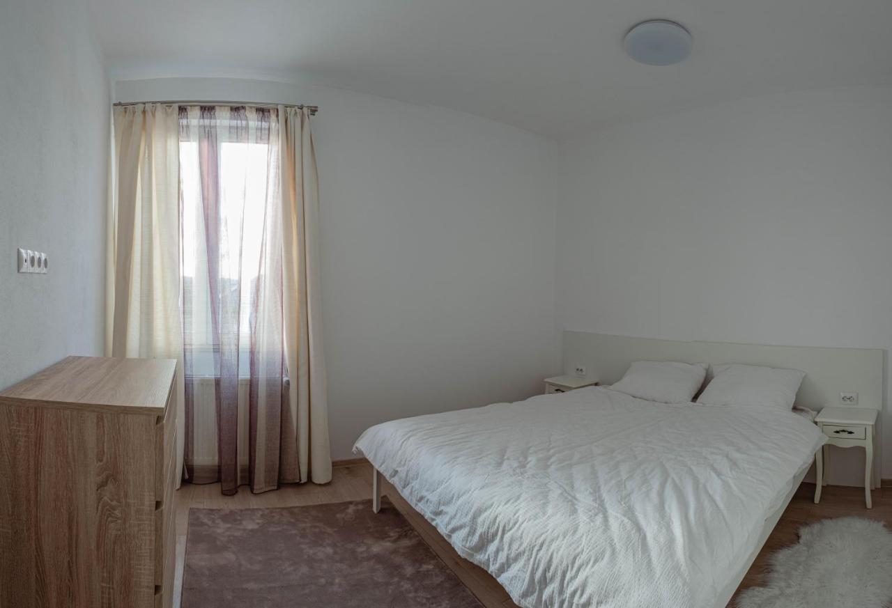 Solomon Apartments Ap 3 Sîngeorgiu de Mureş Екстериор снимка