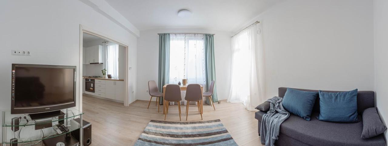 Solomon Apartments Ap 3 Sîngeorgiu de Mureş Екстериор снимка