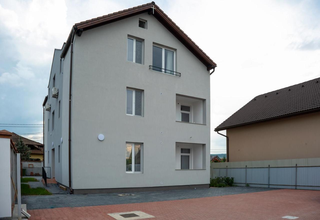 Solomon Apartments Ap 3 Sîngeorgiu de Mureş Екстериор снимка