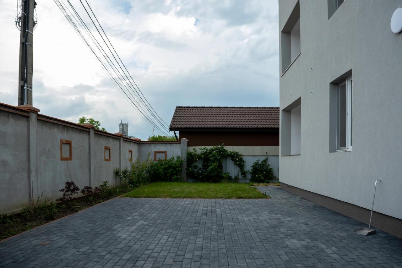 Solomon Apartments Ap 3 Sîngeorgiu de Mureş Екстериор снимка